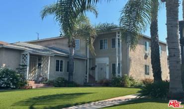 1706 S Crescent Heights Boulevard, Los Angeles, California 90035, 5 Bedrooms Bedrooms, ,Residential Income,Buy,1706 S Crescent Heights Boulevard,24392021