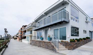 3700 The Strand #A, Manhattan Beach, California 90266, 4 Bedrooms Bedrooms, ,2 BathroomsBathrooms,Residential Lease,Rent,3700 The Strand #A,SB24097145