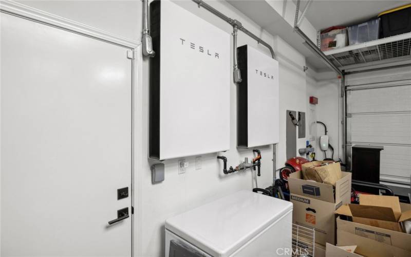 2 Tesla PowerWalls

Lake Forest, CA 92630 5 Bedroom Home for Sale