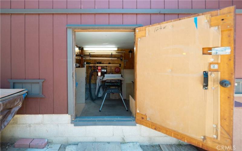 Separate Entrance to the Workshop Basement.