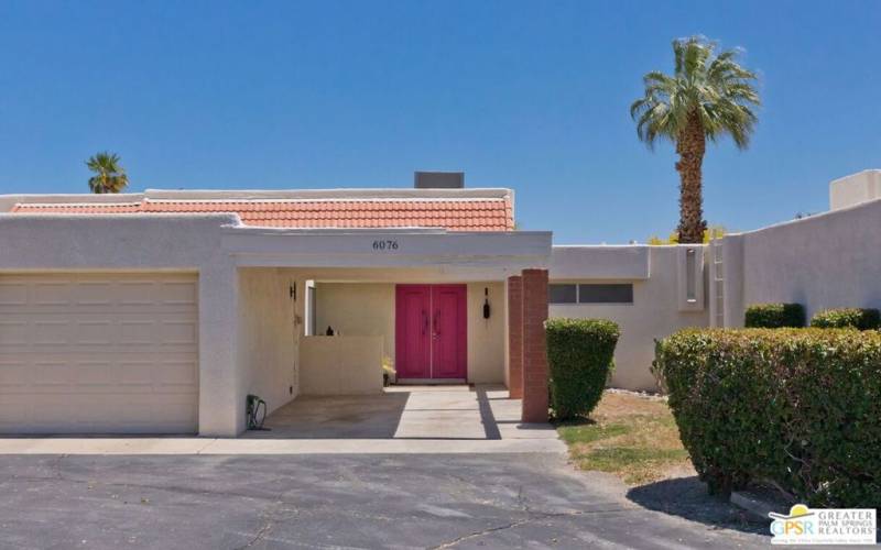 1 Car Garage & 1 Car Carport