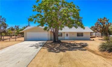 58133 Alta Mesa Drive, Yucca Valley, California 92284, 3 Bedrooms Bedrooms, ,2 BathroomsBathrooms,Residential,Buy,58133 Alta Mesa Drive,JT24099191