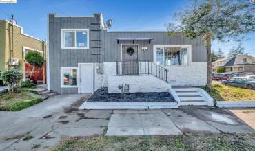 8401 Plymouth St, Oakland, California 94621, 2 Bedrooms Bedrooms, ,1 BathroomBathrooms,Residential,Buy,8401 Plymouth St,41059975