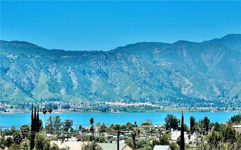 Picturesque & FUN Lake Elsinore views