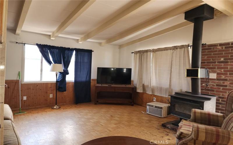 2 BEDROOM STUDIO ON  SECOND FLOOR