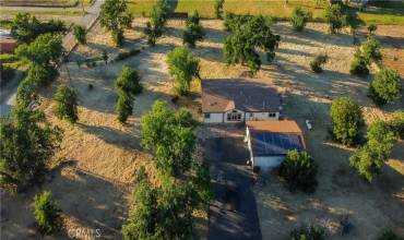 2950 Smith Lane, Clearlake, California 95422, 3 Bedrooms Bedrooms, ,2 BathroomsBathrooms,Residential,Buy,2950 Smith Lane,LC24101019