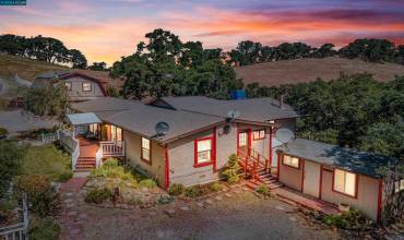 1585 Lower Trail Rd, Clayton, California 94517, 4 Bedrooms Bedrooms, ,2 BathroomsBathrooms,Residential,Buy,1585 Lower Trail Rd,41059571