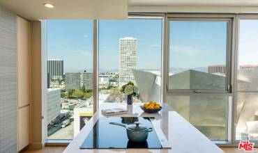 151 S Olive Street 2402, Los Angeles, California 90012, 2 Bedrooms Bedrooms, ,2 BathroomsBathrooms,Residential Lease,Rent,151 S Olive Street 2402,24393919