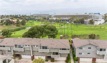 15 Tiburon Court 1, Manhattan Beach, California 90266, 2 Bedrooms Bedrooms, ,3 BathroomsBathrooms,Residential Lease,Rent,15 Tiburon Court 1,SB24101307