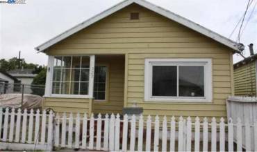 722 Maple Ave, Richmond, California 94801, 3 Bedrooms Bedrooms, ,1 BathroomBathrooms,Residential,Buy,722 Maple Ave,41057000