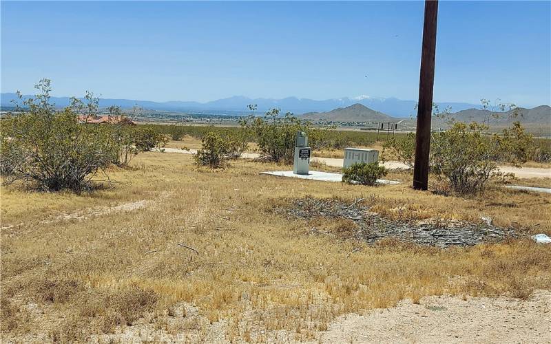 view of the valley and mountains to the southwest