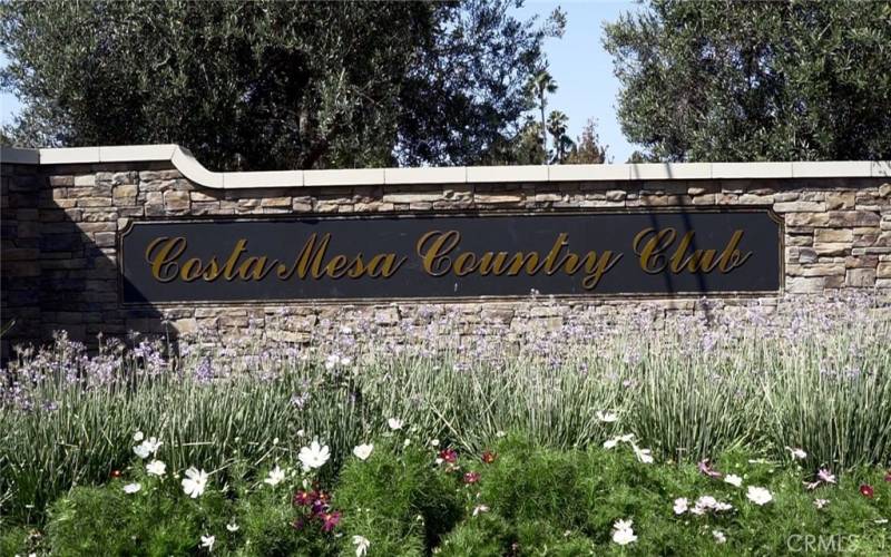 Costa Mesa country club just minutes away!
