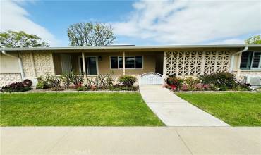 1401 Golden Rain Road, M5-91K, Seal Beach, California 90740, 2 Bedrooms Bedrooms, ,1 BathroomBathrooms,Residential,Buy,1401 Golden Rain Road, M5-91K,PW24103104