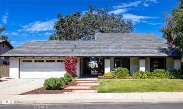 3015 Sierra Drive, Westlake Village, California 91362, 3 Bedrooms Bedrooms, ,2 BathroomsBathrooms,Residential,Buy,3015 Sierra Drive,PV24102578