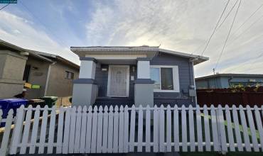 721 6th, Richmond, California 94801, 2 Bedrooms Bedrooms, ,1 BathroomBathrooms,Residential,Buy,721 6th,41060823