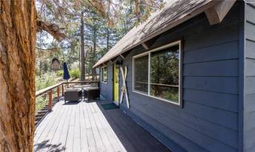 141 E Starr Drive, Big Bear City, California 92314, 2 Bedrooms Bedrooms, ,1 BathroomBathrooms,Residential,Buy,141 E Starr Drive,PF24102679