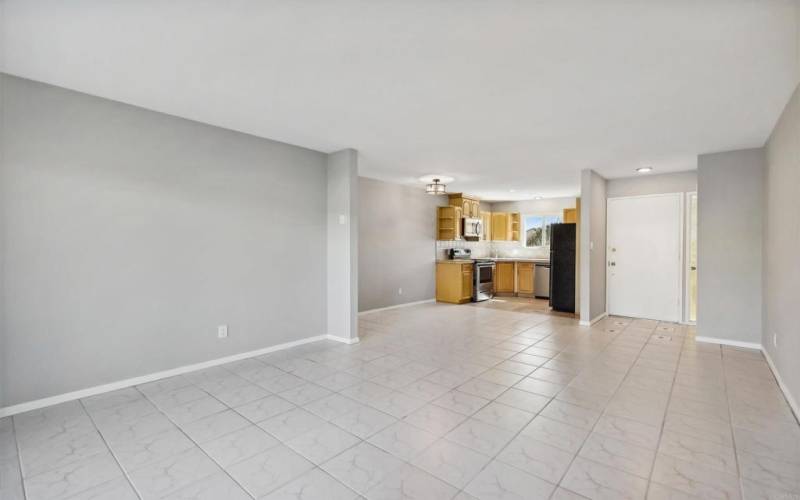 Unstaged Living/Dining Room