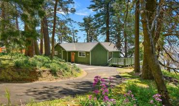 27951 Crest Estates Drive, Lake Arrowhead, California 92352, 1 Bedroom Bedrooms, ,1 BathroomBathrooms,Residential,Buy,27951 Crest Estates Drive,RW24102139