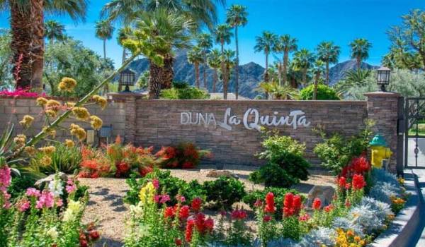 Duna La Quinta Front Gate