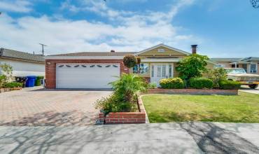 1254 W 186th Street, Gardena, California 90248, 3 Bedrooms Bedrooms, ,2 BathroomsBathrooms,Residential,Buy,1254 W 186th Street,SB24105445