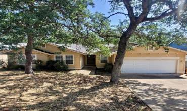 18294 N Shore Drive, Hidden Valley Lake, California 95467, 3 Bedrooms Bedrooms, ,2 BathroomsBathrooms,Residential,Buy,18294 N Shore Drive,ML81967160