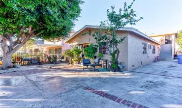 223 E 55th Street, Los Angeles, California 90011, 5 Bedrooms Bedrooms, ,3 BathroomsBathrooms,Residential Income,Buy,223 E 55th Street,PW24106219