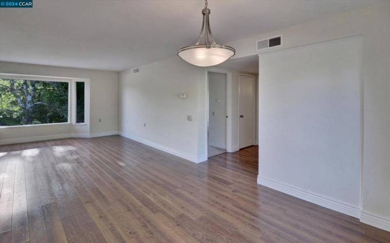 Dining Area/Entry/Living Room