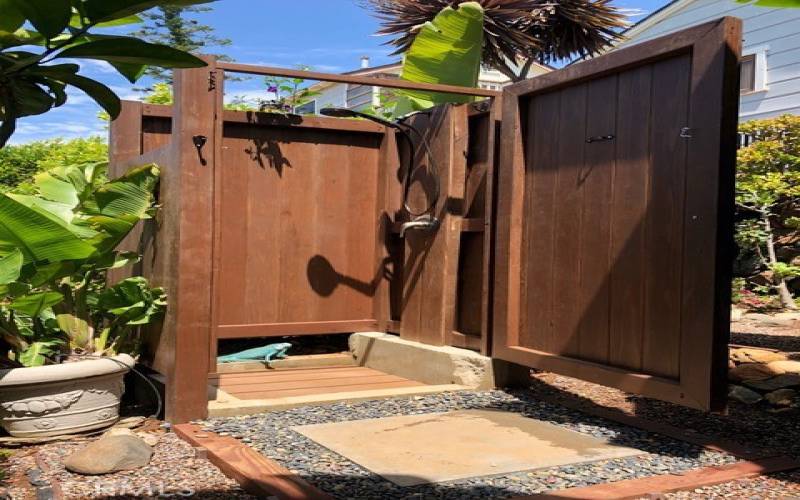 full hot/cold beach shower ready to enjoy