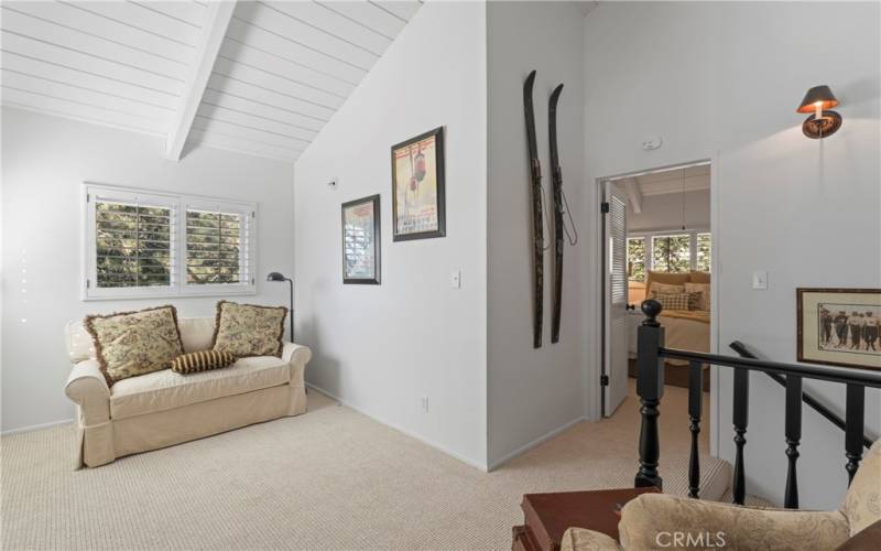 loft area sitting area