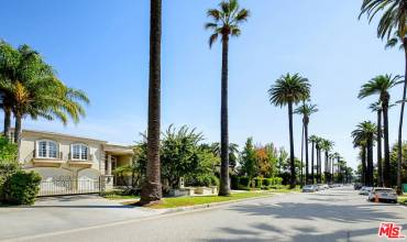 620 N Hillcrest Road, Beverly Hills, California 90210, 5 Bedrooms Bedrooms, ,7 BathroomsBathrooms,Residential Lease,Rent,620 N Hillcrest Road,24396429