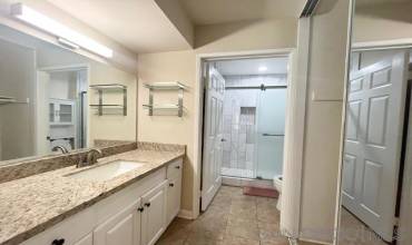 5520 Owensmouth Ave 119, Woodland Hills, California 91367, 1 Bedroom Bedrooms, ,1 BathroomBathrooms,Residential,Buy,5520 Owensmouth Ave 119,240011826SD