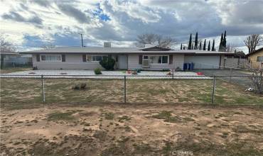 13020 Chief Joseph Road, Apple Valley, California 92308, 3 Bedrooms Bedrooms, ,2 BathroomsBathrooms,Residential,Buy,13020 Chief Joseph Road,RS24040342