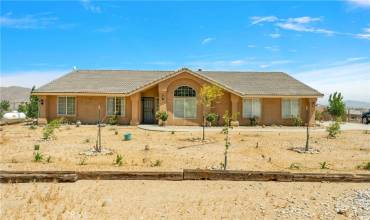 29628 Mountain View Road, Lucerne Valley, California 92356, 4 Bedrooms Bedrooms, ,2 BathroomsBathrooms,Residential,Buy,29628 Mountain View Road,EV24107678