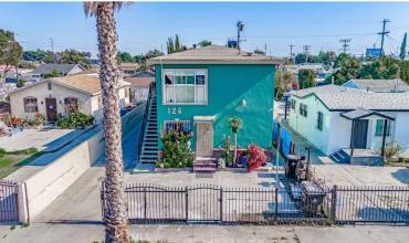 126 E 89th Street, Los Angeles, California 90003, 8 Bedrooms Bedrooms, ,4 BathroomsBathrooms,Residential Income,Buy,126 E 89th Street,RS24104767