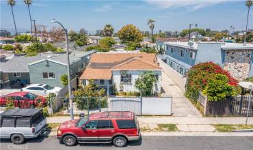 5441 Smiley Drive, Los Angeles, California 90016, 3 Bedrooms Bedrooms, ,Residential Income,Buy,5441 Smiley Drive,PF24109241