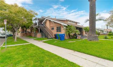 1459 W 48th Street, Los Angeles, California 90062, 7 Bedrooms Bedrooms, ,4 BathroomsBathrooms,Residential Income,Buy,1459 W 48th Street,DW24058238