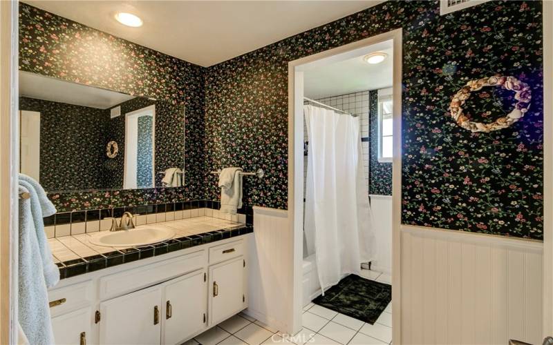 Secondary Full Bathroom