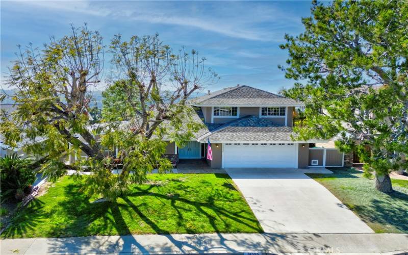 Birds eye of front of property