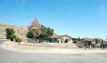 17093 Ouray Road, Apple Valley, California 92307, 3 Bedrooms Bedrooms, ,2 BathroomsBathrooms,Residential,Buy,17093 Ouray Road,HD24109605
