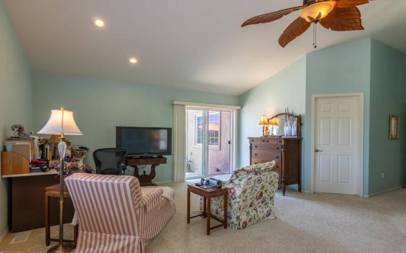 Primary bedroom sitting area.