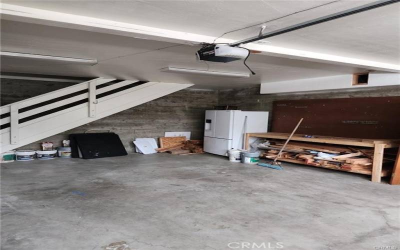Oversized 2 Car Garage with Direct Access to Home