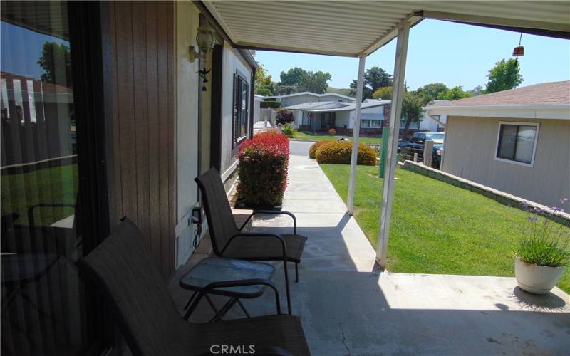 front porch towards street view