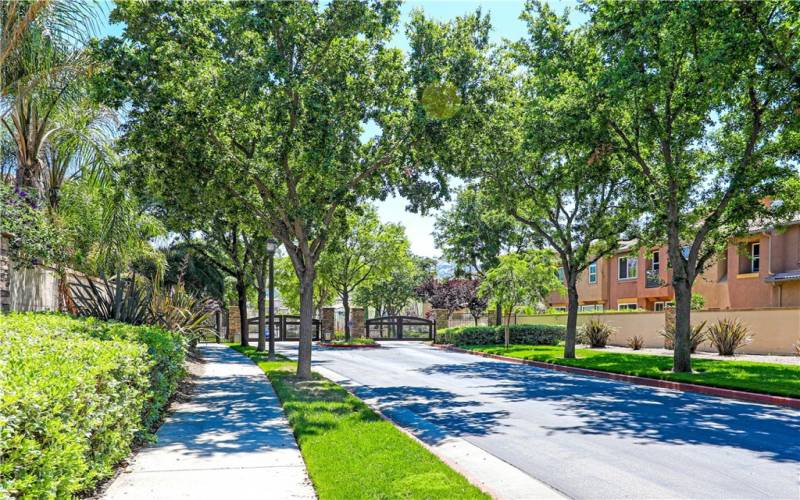 Temecula Lane entrance.