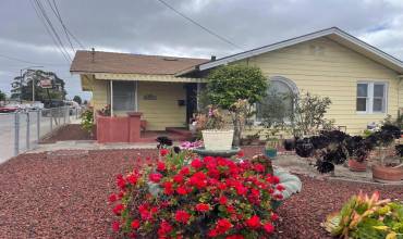 140 Carr Avenue, Salinas, California 93905, 4 Bedrooms Bedrooms, ,2 BathroomsBathrooms,Residential,Buy,140 Carr Avenue,ML81968104