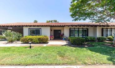 12184 Rancho Bernardo Rd, San Diego, California 92128, 2 Bedrooms Bedrooms, ,2 BathroomsBathrooms,Residential,Buy,12184 Rancho Bernardo Rd,NDP2404791