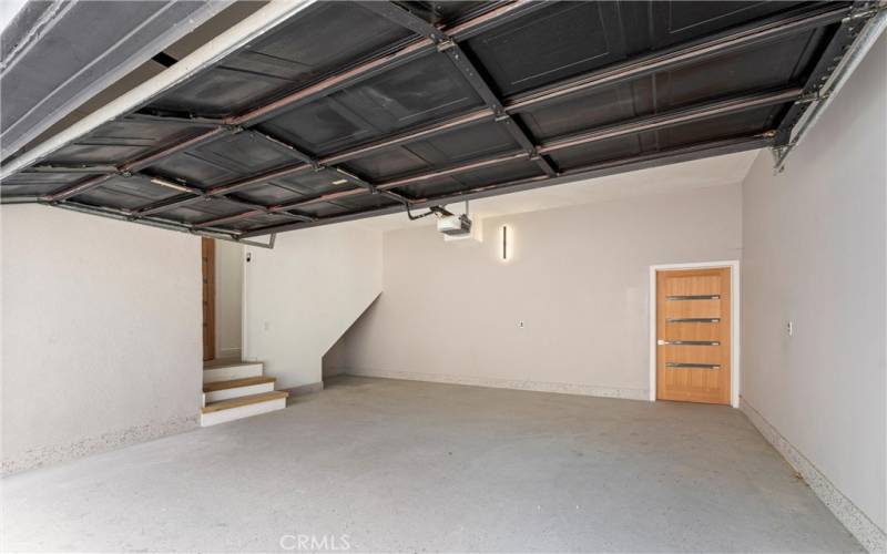 ACCESS TO BONUS ROOM FOR GYM/OFFICE