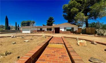 7790 Fox Trail, Yucca Valley, California 92284, 2 Bedrooms Bedrooms, ,2 BathroomsBathrooms,Residential,Buy,7790 Fox Trail,JT24074833
