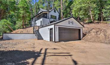 23913 Bowl Road, Crestline, California 92325, 4 Bedrooms Bedrooms, ,2 BathroomsBathrooms,Residential,Buy,23913 Bowl Road,CV24112798