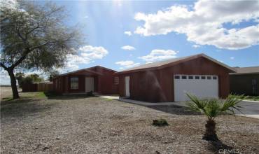 14135 Warmington Street, Blythe, California 92225, 3 Bedrooms Bedrooms, ,2 BathroomsBathrooms,Residential,Buy,14135 Warmington Street,SW24112554