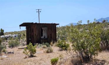 700 Custer Avenue, Lucerne Valley, California 92356, ,Land,Buy,700 Custer Avenue,HD24112384